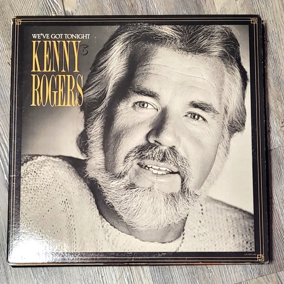❤️‍🔥$8 or 2/$15❤️‍🔥Kenny Rogers We've Got Tonight - Picture 1 of 4